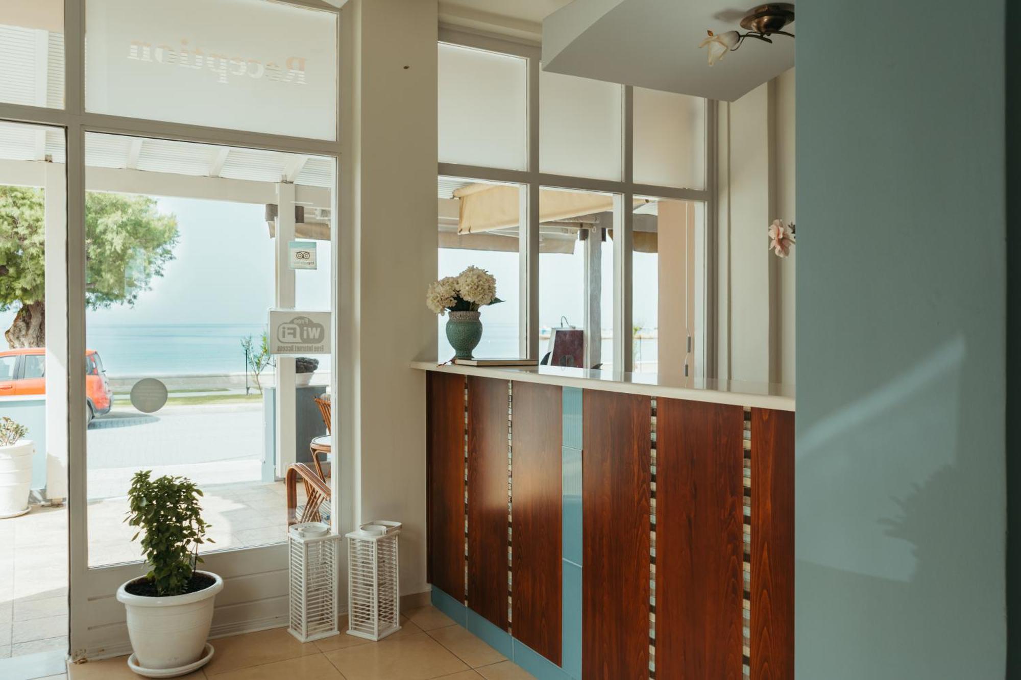 Hotel Livikon Plakias Extérieur photo